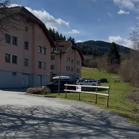 Alpine Oasis Appartement *